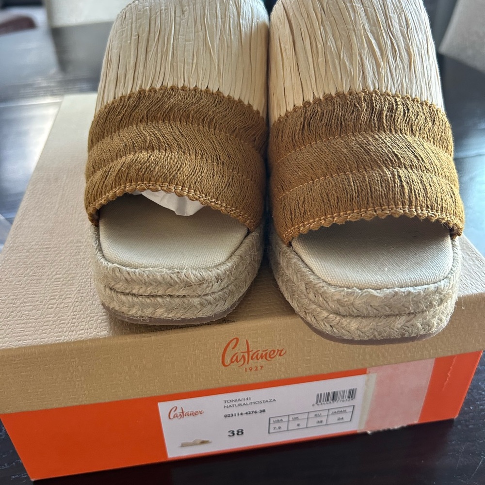 Castaner Women's Tan Espadrille Sandals
